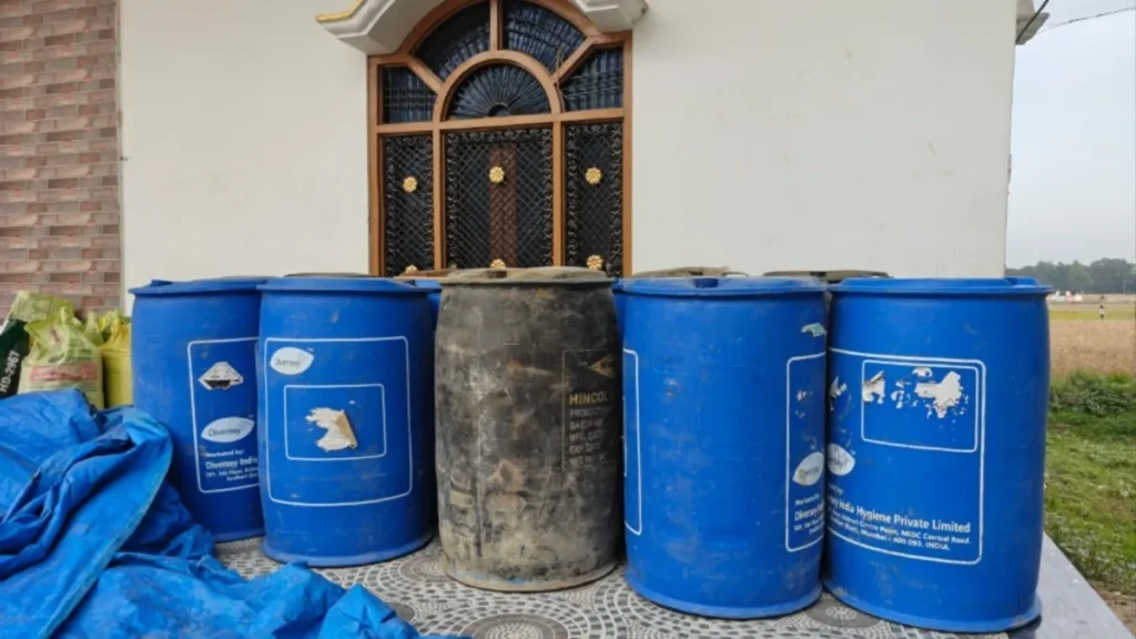 देवरिया में सनसनीखेज खुलासा: समाजवादी पार्टी नेता वीर बहादुर यादव के घर से 3000 लीटर हाई स्पीड डीजल बरामद